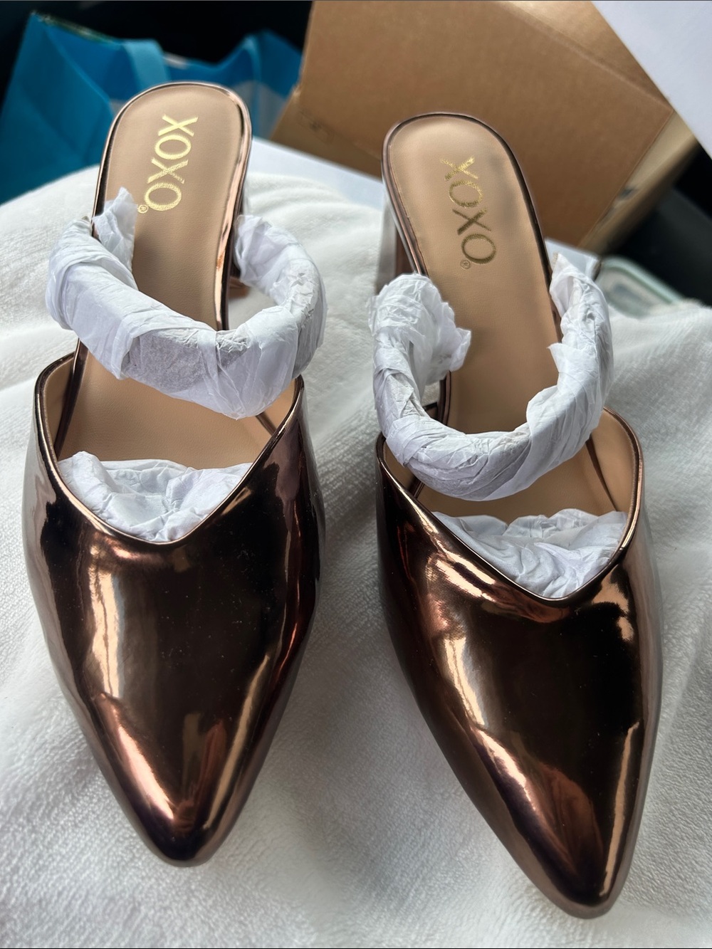 XOXO Women's Metallic Bronze Pointed Toe Slip-On Mules